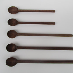 木製スプーン　豆匙　１６．５ｃｍ　ウォルナット 1枚目の画像