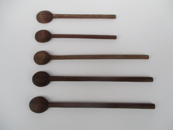 木製スプーン　豆匙　１６．５ｃｍ　ウォルナット 2枚目の画像