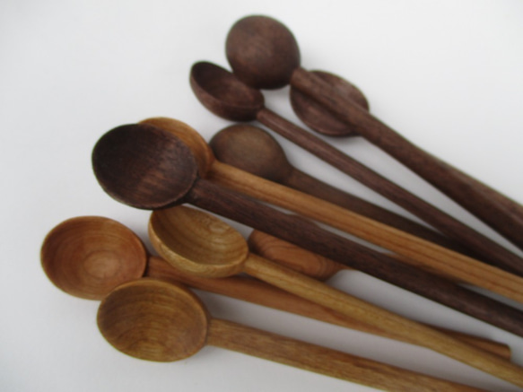 木製スプーン　豆匙　１６．５ｃｍ　ウォルナット 4枚目の画像