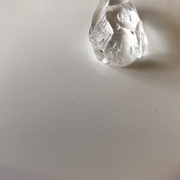 激レア　オリジナル　レムリアンシードクォーツ ⑤ポイント　家のお守り 水晶 ポイント　天然石 4枚目の画像