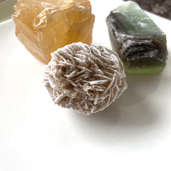 元気カラー 天然石 シャビーキャニスター 飾り シトリン フローライト デザートローズ インテリア 3枚目の画像