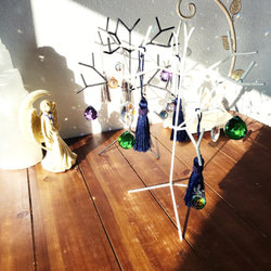 アイアンツリーのサンキャッチャー /ツリー ホワイト サンキャッチャー ガラス飾り 　吊り下げ　インテリア 4枚目の画像