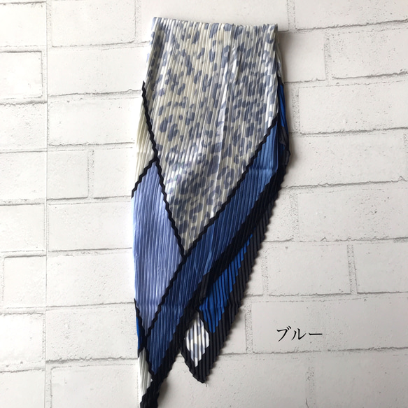 シルク調　2color レオパードプリーツスカーフ　ピンク　ブルー　 3枚目の画像