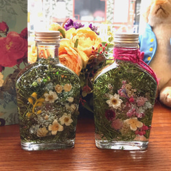 リースが入ったハーバリウム　花カンザシと千日草　母の日　ギフト　花　植物　ピンク 5枚目の画像