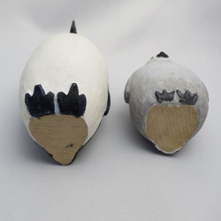 皇帝ペンギンの親子　木で作った置物　木彫り・鳥好きさんへ 5枚目の画像