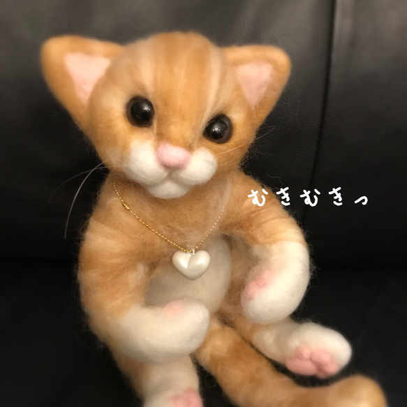 ★受注製作★ 羊毛フェルト★ちゃとら 子猫 ★ スマホスタンドにも♪ 2枚目の画像