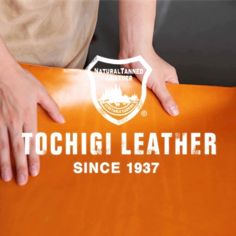 小さいふ。ペケーニョ 偉人シリーズ 「手塚治虫 ブッダ （ブラック×レッド）」栃木レザー黒