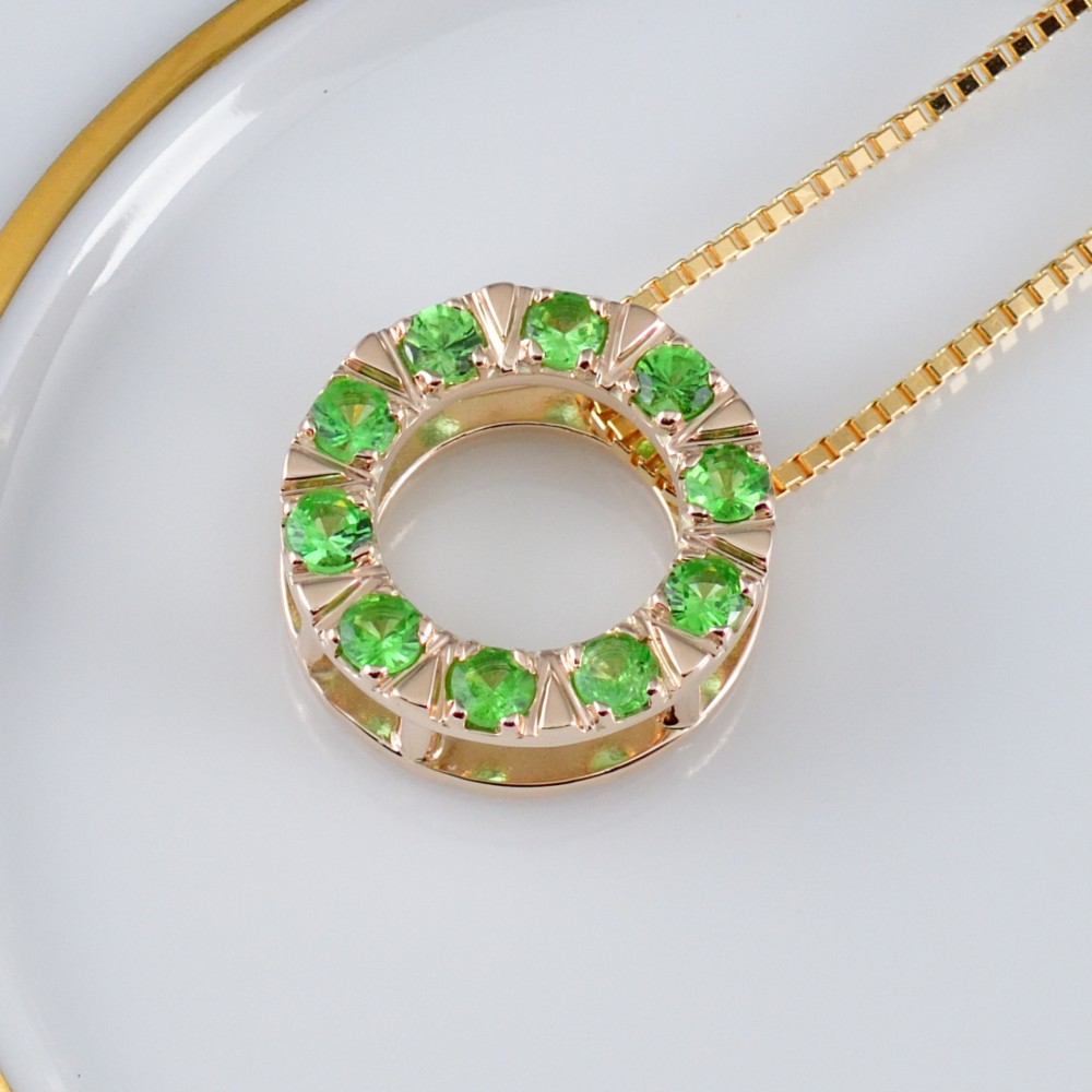 K10YG　グリーンガーネット　ペンダントトップ