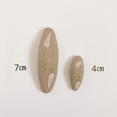 ◉フラワー刺繍 パッチンピン（ベージュ）◉（7㎝） 雑貨・その他 