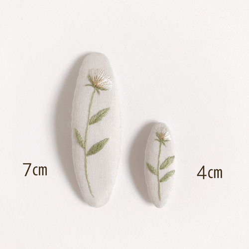 ◉フラワー刺繍 パッチンピン（ホワイト）◉（7㎝） 雑貨・その他 