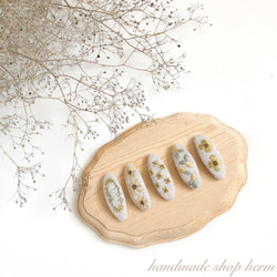 アイボリーにハニー（4㎝） 雑貨・その他 handmade shop herm 通販 