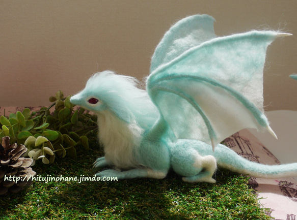 TAKAオーダーはページ　羊毛フェルト オーダードラゴン 羊毛フェルト ひつじのはね 通販 649196｜Creema