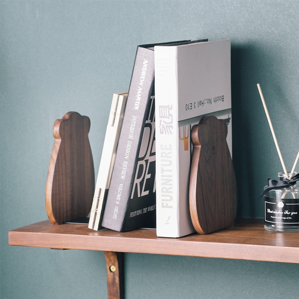 黒クルミのブックエンド、かわいいオフィス学生の木製のブックエンド、シンプルなブックエンド 1枚目の画像