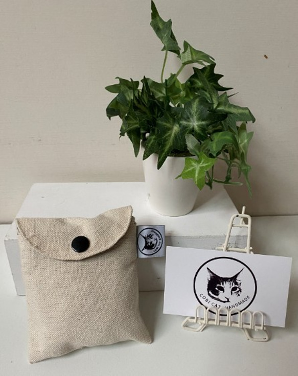 COBI Cat 手腕單杯飲料袋(獨特刺繡設計，可折疊為小包，輕巧不佔空間，裡袋黑色防水傘布不怕髒) 第5張的照片