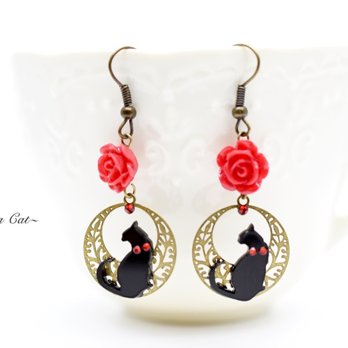 ☆❤️ 薔薇猫黒ネコりぼんピアスイヤリングハンドメイド