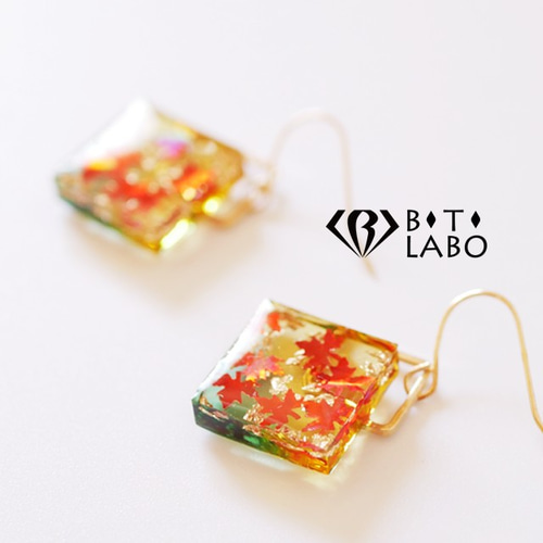 NO.443 ピアス　イヤリング　チャーム　レジンぐでねこ　紅葉 NO.443 ピアス イヤリング チャーム レジンぐでねこ 紅葉 NO.443