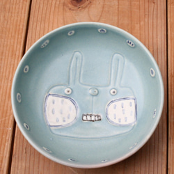 淺藍色的兔子鍋 第1張的照片