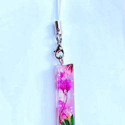 透明粉色花朵鑰匙扣 第3張的照片