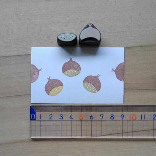 和栗 消しゴムはんこ 秋の味覚～栗の消しゴムはんこ はんこ・スタンプ のんびり屋