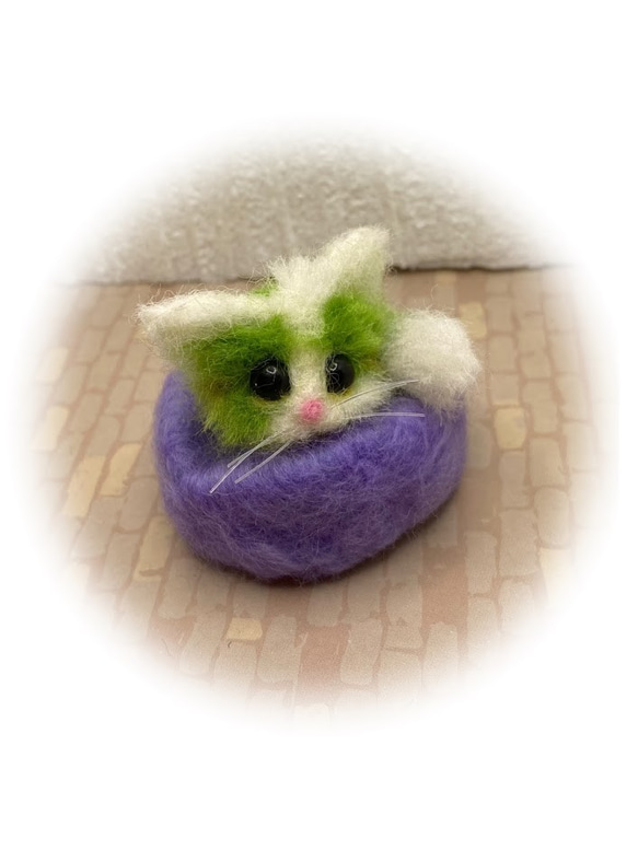うちのコ　愛猫　羊毛フェルトねこ　キャットベッドシリーズ猫　5月猫　ハンドメイドねこ　chimaねこ 6枚目の画像