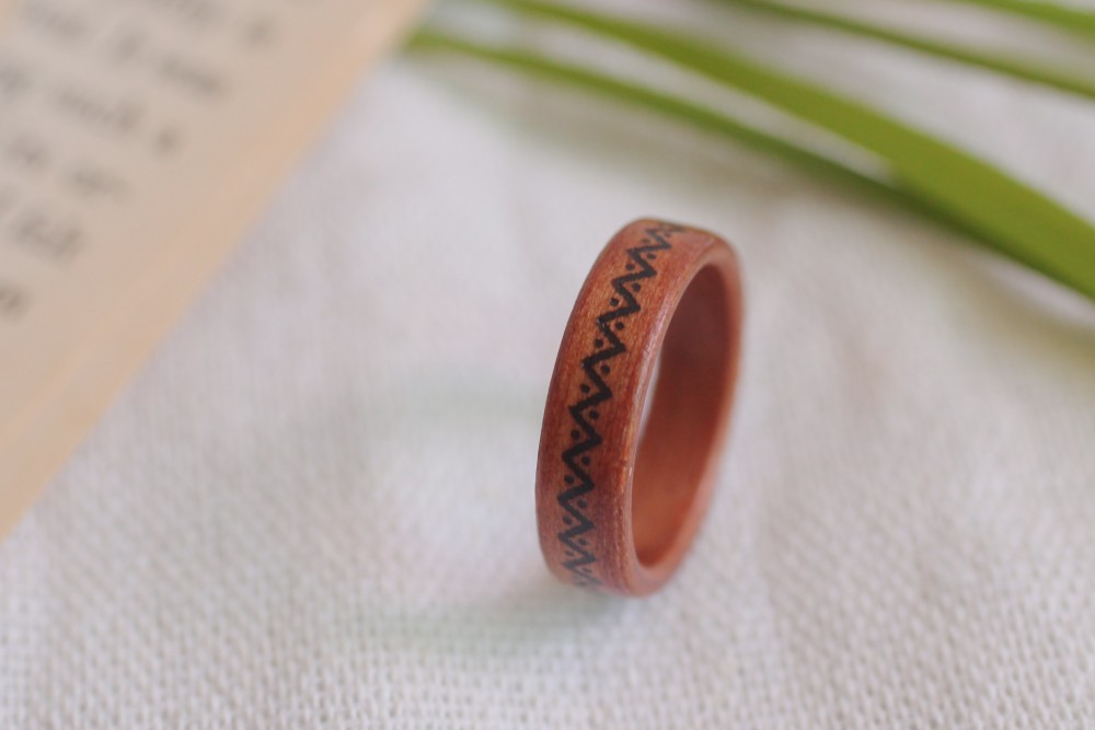 パターン刻印 チェリー木の指輪(ウッドリング) - 刻印可能