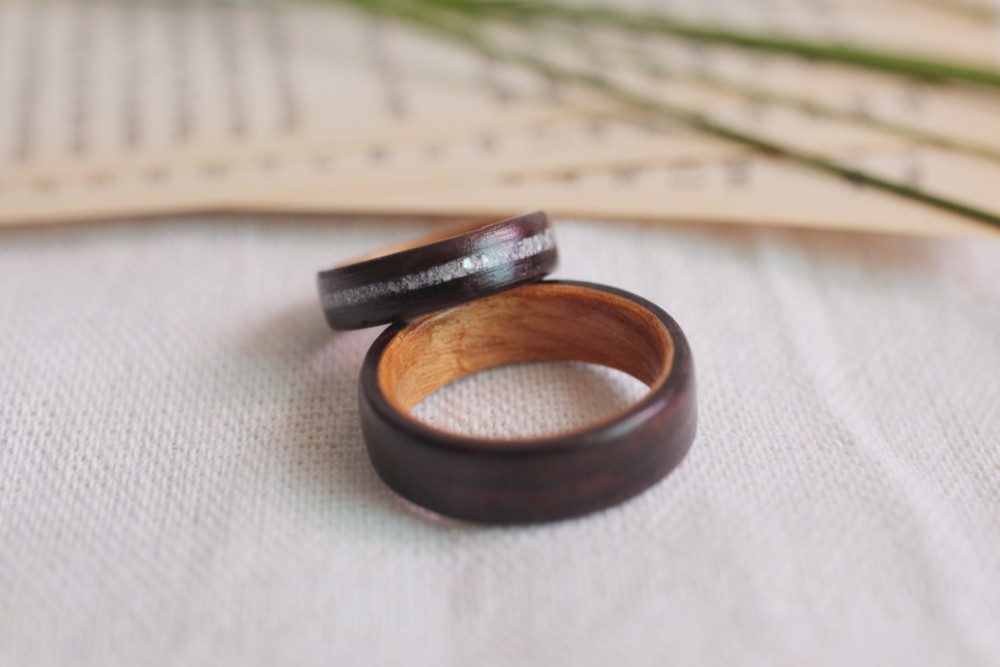 [2個1セット] ローズウッド ペアの木の指輪(ウッドリング) - 刻印可能 8,066円