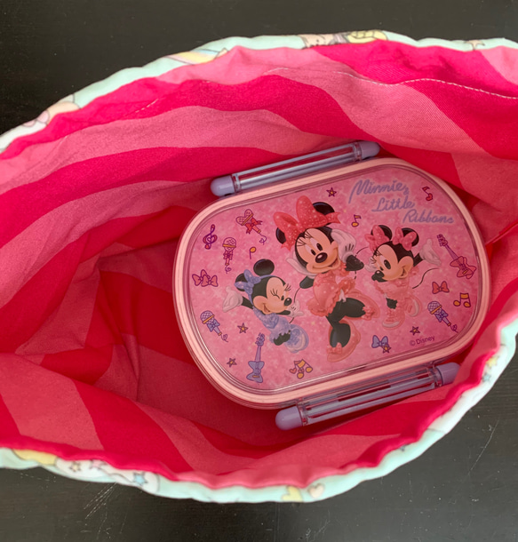 裏地付きマチあり巾着袋/お弁当袋/給食袋  ユニコーン(ミント)×ピンク(ピンクボーダーストライプ) 3枚目の画像