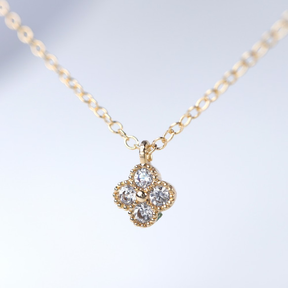 ぴ*の様 ゴールド　K14 花 フラワー　デザイン　ネックレス ぴ*の様 ゴールド K14 花 フラワー デザイン ネックレス