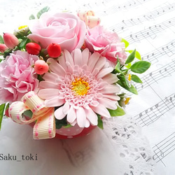 専用 春のお花のアレンジメント クレイフラワー ❀クレイフラワー❀可愛い♪クレイのいちごとバラの
