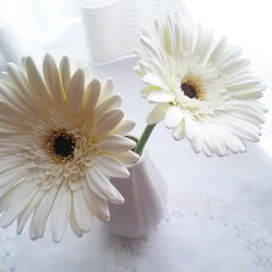 ❁Black Core・Off-White Clay Flower Gerbera 2 件套，室內花，單花瓶❁ 第7張的照片
