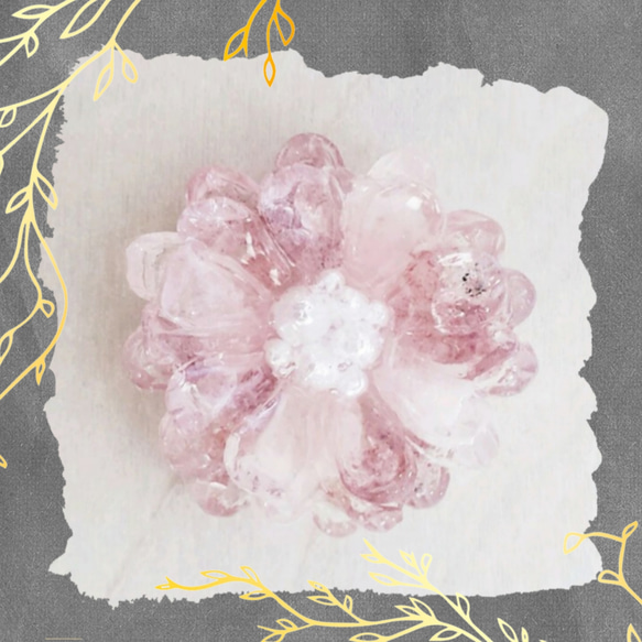 【受注製作】天然石とお花のヘアゴム　ストロベリークォーツ&モルガナイト 1枚目の画像