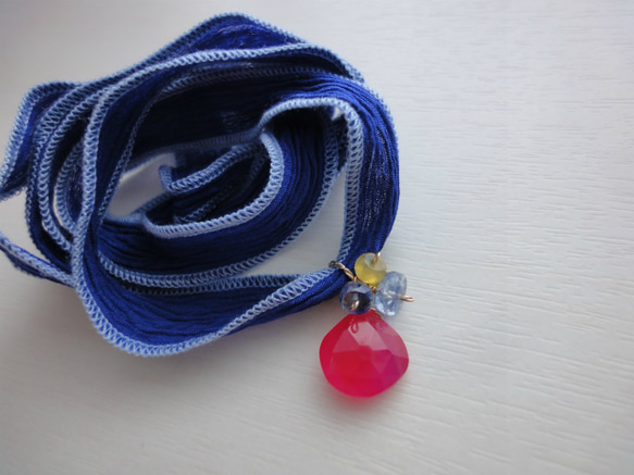 〔14kgf〕autumn berry necklace & wrap 2枚目の画像