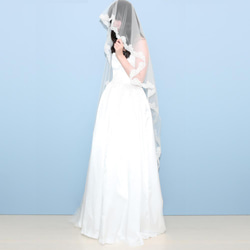 White Long Dress 2枚目の画像