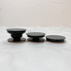 人気商品　スマホソケット  スマホグリップ　スマホスタンド　ハンドメイド  黒　2個　韓国　直径4ｃｍ 5枚目の画像