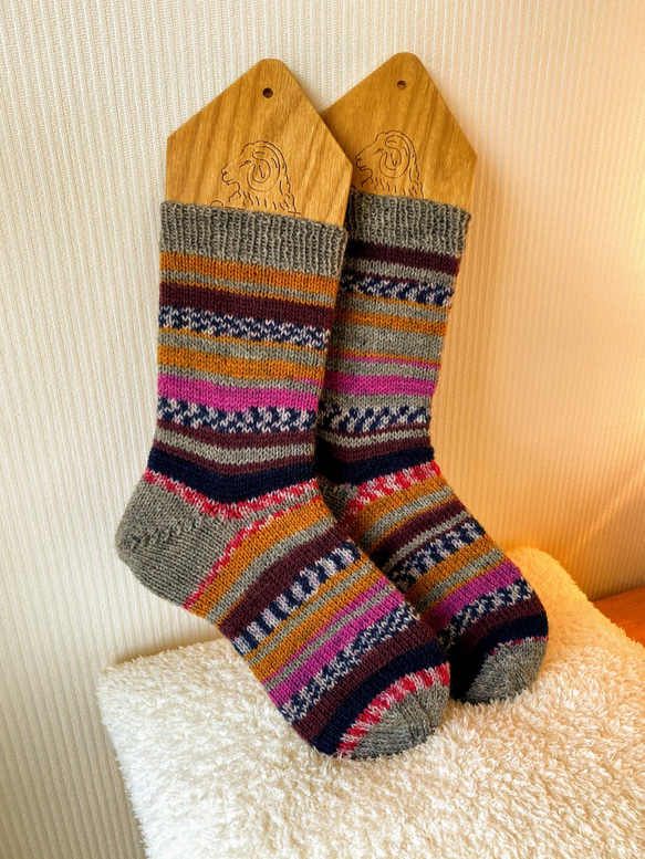 手編みの靴下｜お手入れ簡単｜冷え性対策｜ユザワヤ（FREE SOCK） 1枚目の画像