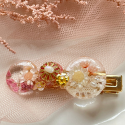 新作♪初夏デザイン お花レジンヘアクリップ 2個セット 新作♪初夏デザイン お花レジンヘアクリップ 2個セット