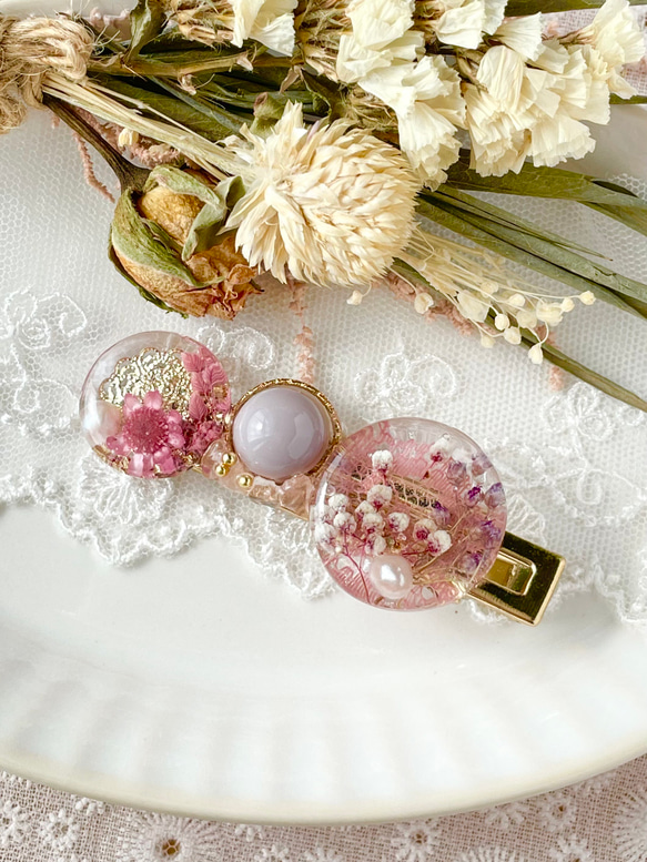 小さなお花とレースヘアクリップ✤レジン✤ヘアアクセサリー✤淡水