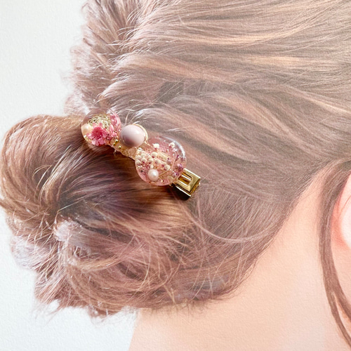 新作♪春夏デザイン お花レジンヘアクリップ 2個セット ハンドメイド 新作♪春夏デザイン お花レジンヘアクリップ 2個セット ハンドメイド