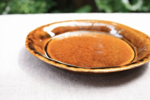 hirahiraまる皿（茶） 2枚目の画像