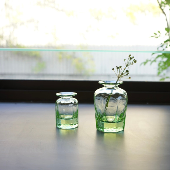 いぐさガラスの一輪挿し 一輪挿し・花瓶・花器 ぐらすたTOMO 通販