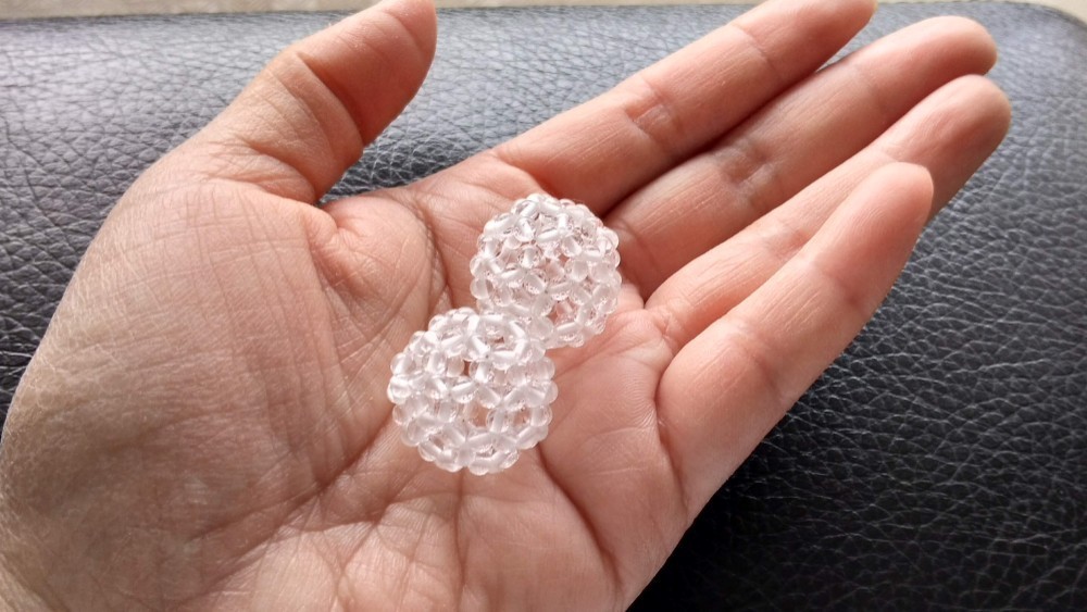 天然石水晶 3㎜　クリスタルフラーレン　チャーム　2個組み　麻袋付き