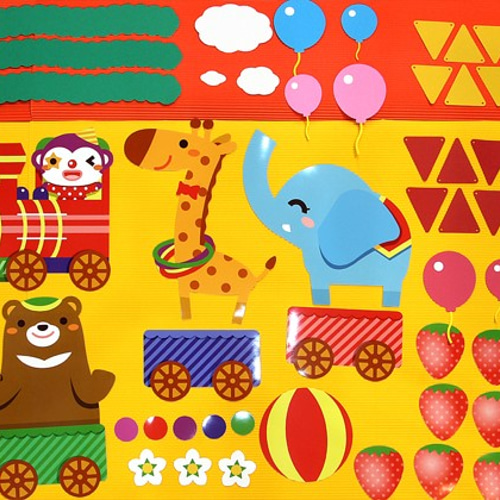 壁面飾り】 動物と汽車と苺 切り絵 D 通販 3760112｜Creema(クリーマ)