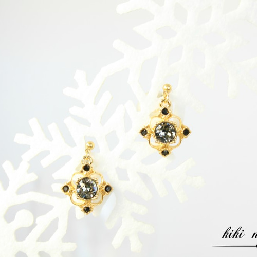 ピアス】寄せ石座のビジューピアス ピアス（その他） kiki natural