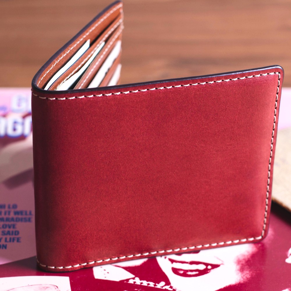 最高級手縫いのクラシック二つ折り財布 イタリアの天然牛革 カップル記念日の名入れ プレゼント BM09