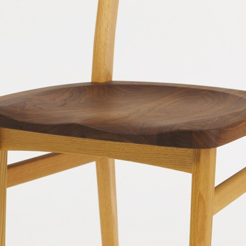 飛騨の家具 サイン アームチェア ウォルナット×オーク DCA-180 イバタ