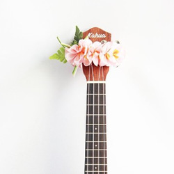 感謝価格❣️Aloha～❣️プルメリア、バラ、ウクレレ夏アレンジ❁⃘*.゜ 新品同様 Aloha アロハ UKULELE ウクレレ AK-1500 - メルカリ