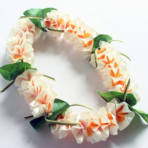 フラダンス ハワイアンリボンレイ 傘寿 米寿　長寿祝い 誕生日　プルメリア付き ハワイアンリボンレイ プルメリア リボンネックレス フラダンスや結婚