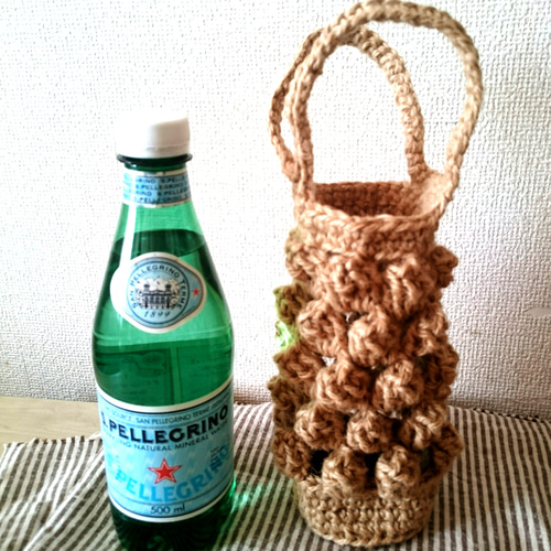 麻紐編みのぽこぽこ＊。゜ペットボトルホルダー＊。゜ かごバッグ