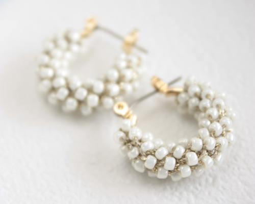 受注生産】ビーズのフープピアス（パールホワイト） ピアス