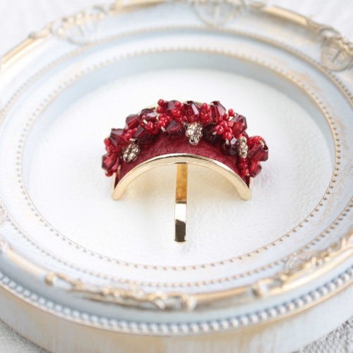 受注制作】ビジュー輝く本革ポニーフック（レッド） ポニーフック